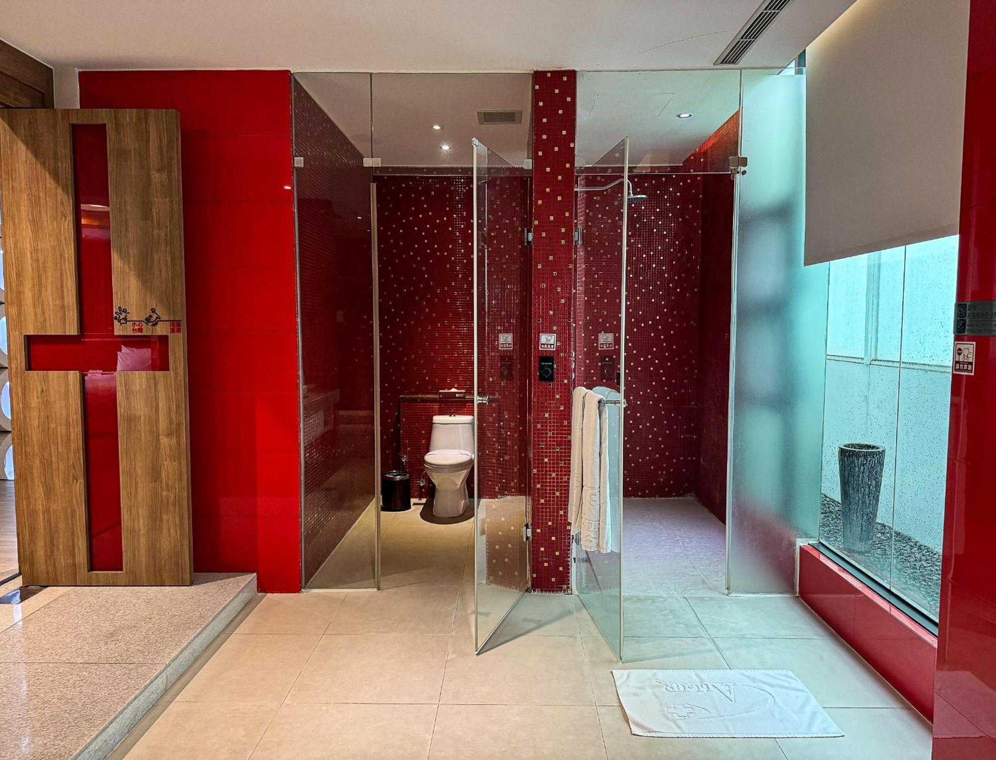 All-Ur Boutique Motel - Taichung Branch Extérieur photo