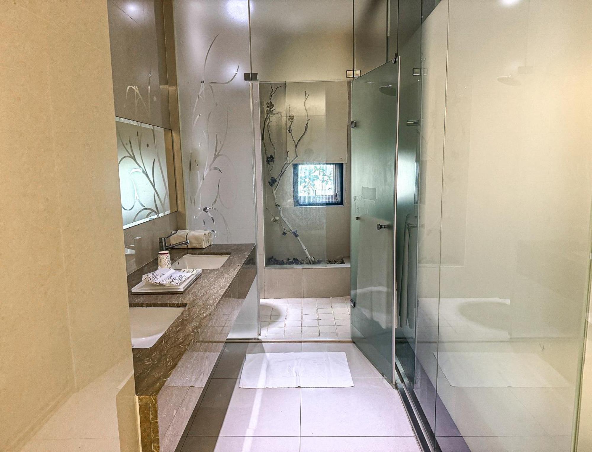 All-Ur Boutique Motel - Taichung Branch Extérieur photo