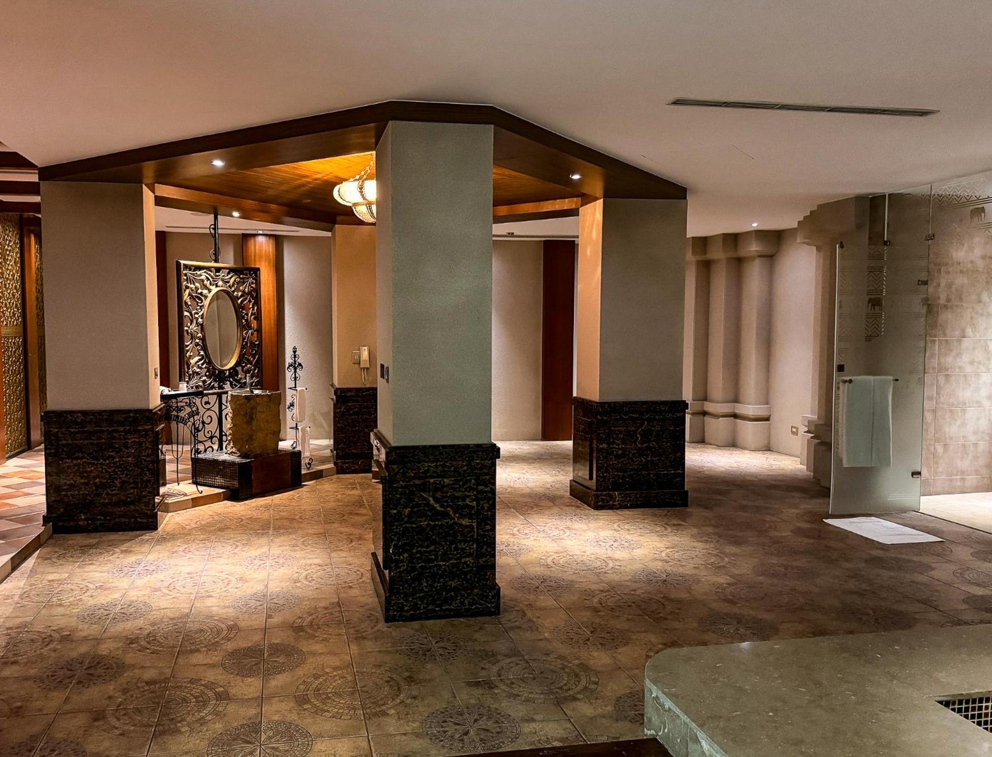 All-Ur Boutique Motel - Taichung Branch Extérieur photo