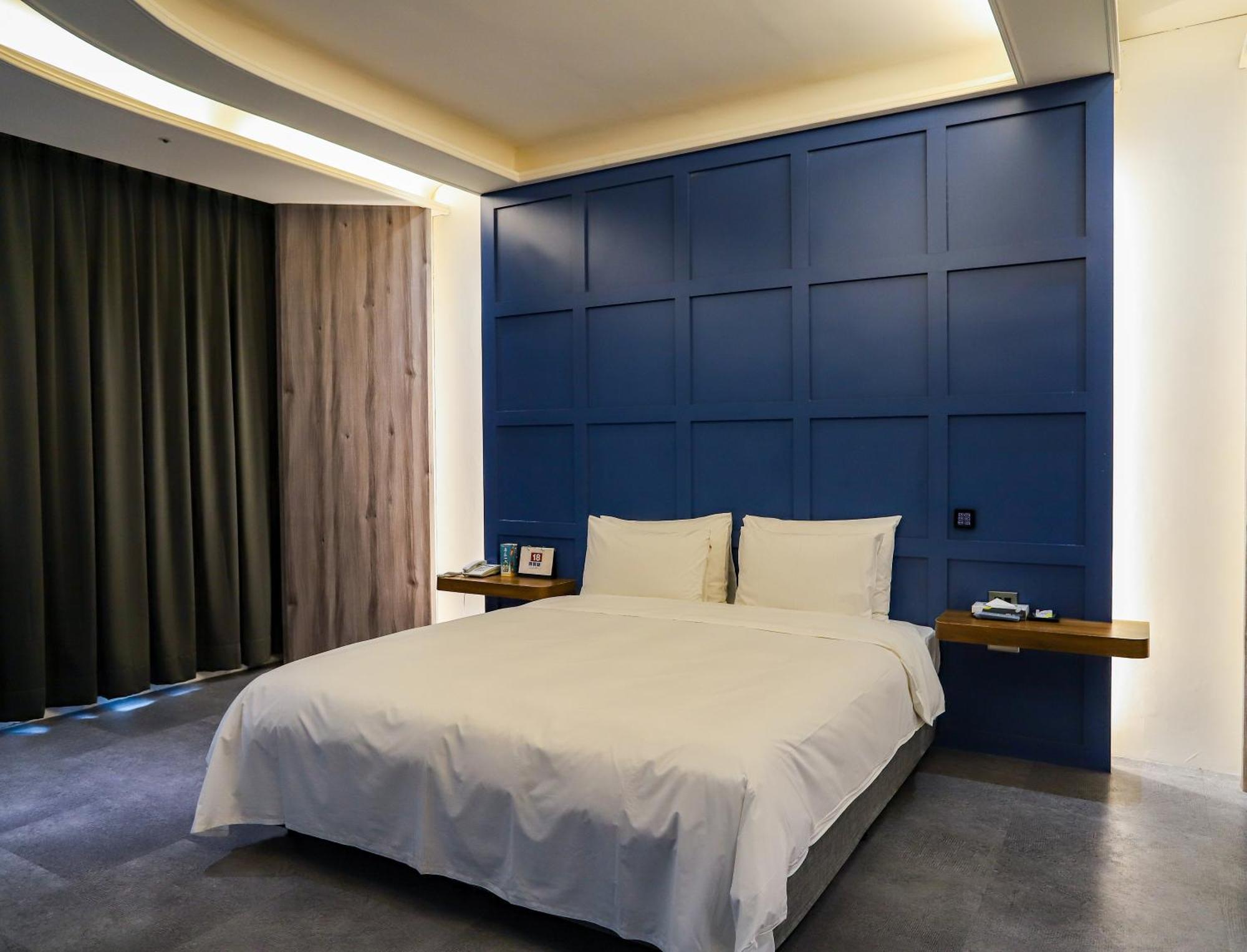 All-Ur Boutique Motel - Taichung Branch Extérieur photo