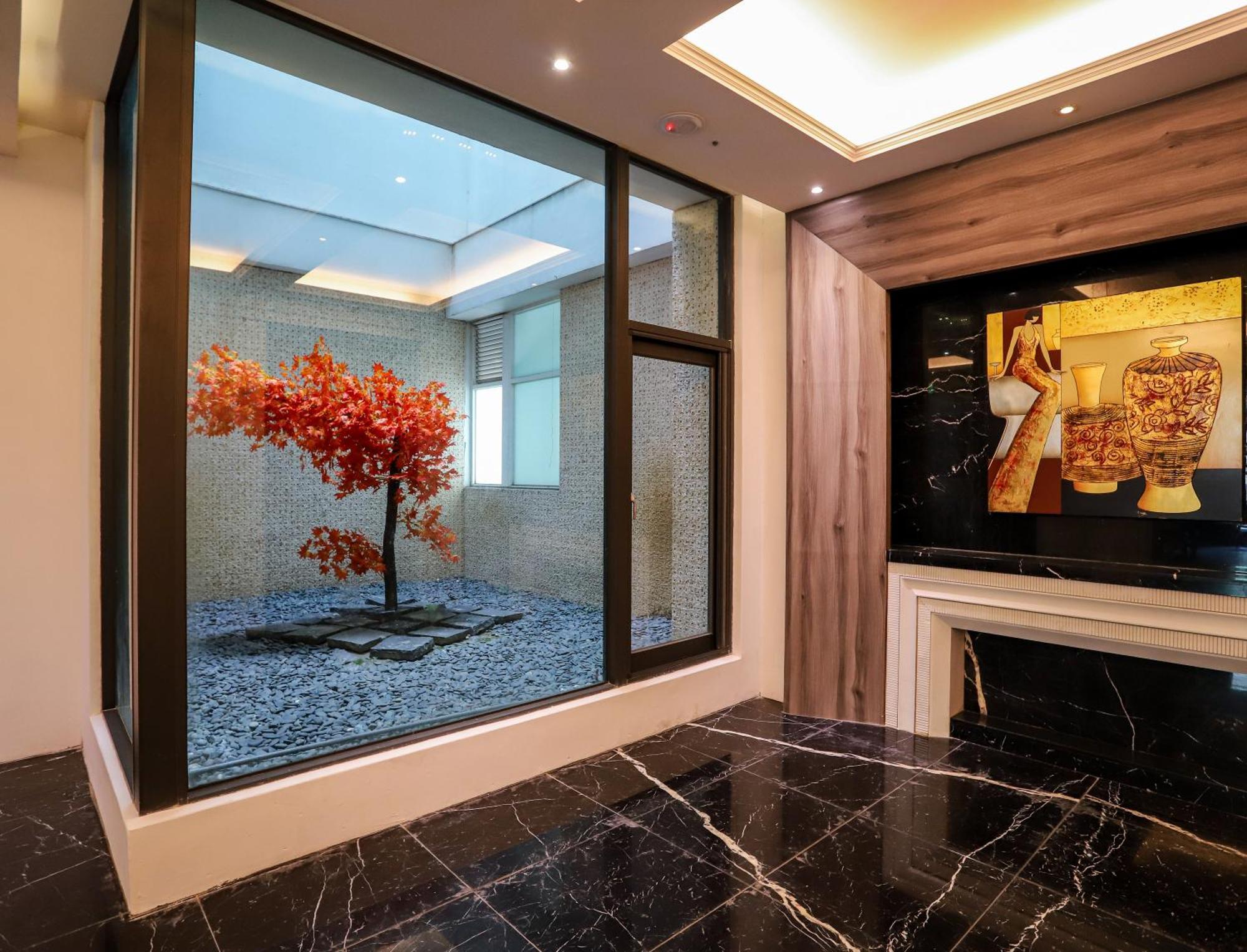 All-Ur Boutique Motel - Taichung Branch Extérieur photo