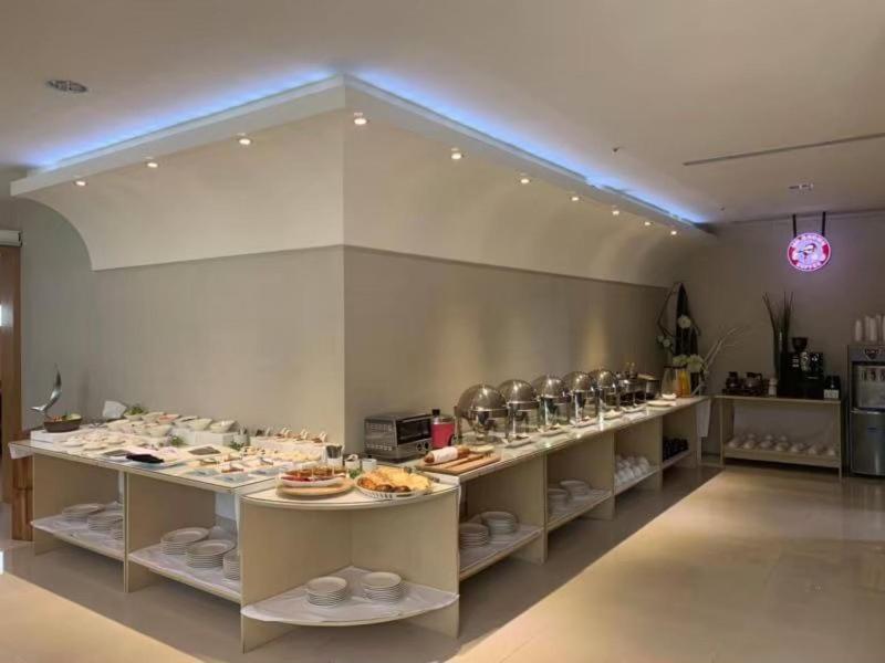 All-Ur Boutique Motel - Taichung Branch Extérieur photo